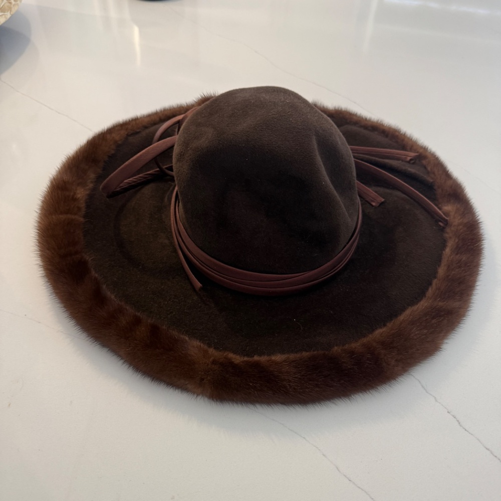 SUZANNE Couture Military Brown Wide Rim Hat with Mink Trim - Picture 4 of 7